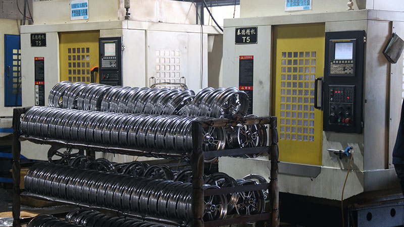 MÂM XE HỢP KIM NHÔM TUỲ CHỈNH